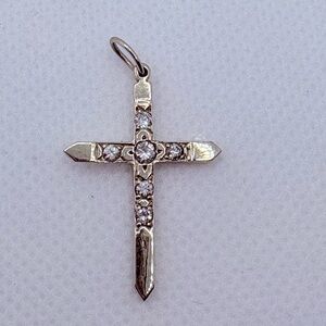14k Light Yellow Gold And Diamond Cross Pendant 2 Grams Classic Design 1 1/2”